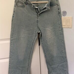 Light Blue Men’s Slim Fit Jeans